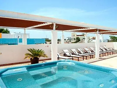 Bambu Suites Плая-дель-Кармен 3*,