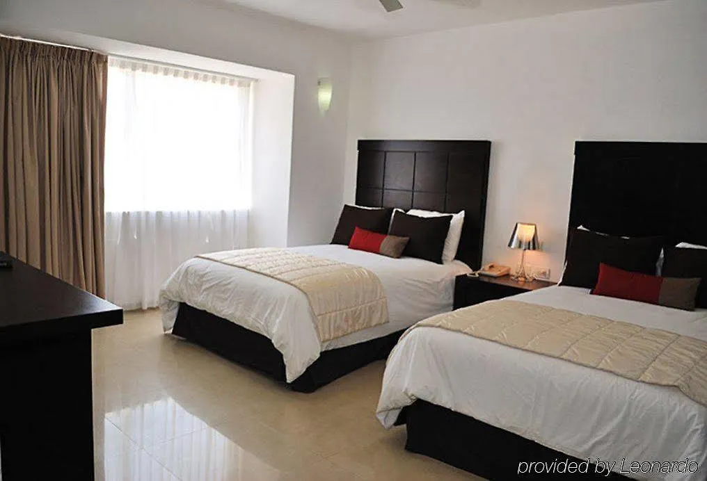 Bambu Suites Playa del Carmen Apartahotel